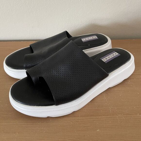 Priori Chunky Slide Sandals Womens Size 7 White Platform Toe Loop Black Leather - Picture 1 of 8